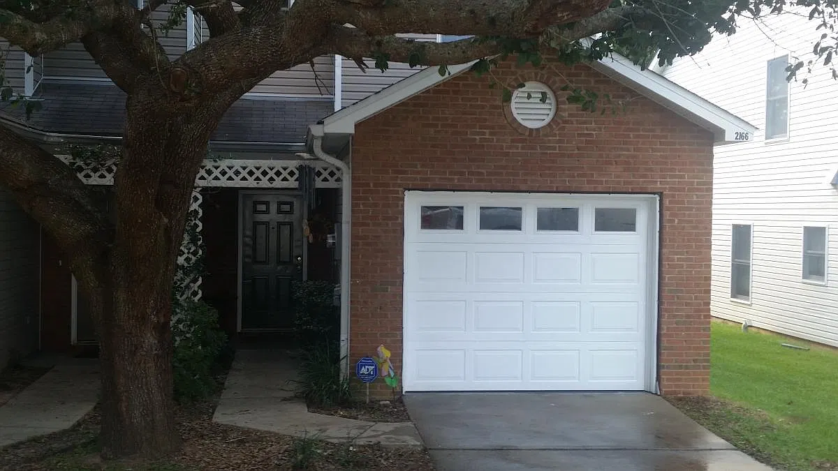 3 bed, 3.5 bath, 1418 sqft, $1,750 — Photo 3