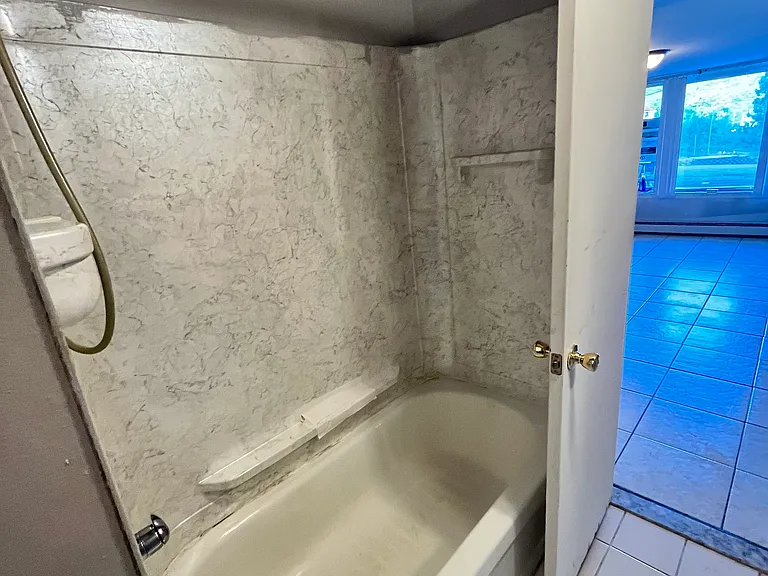 1 Andrea Dr #1B — Photo 12