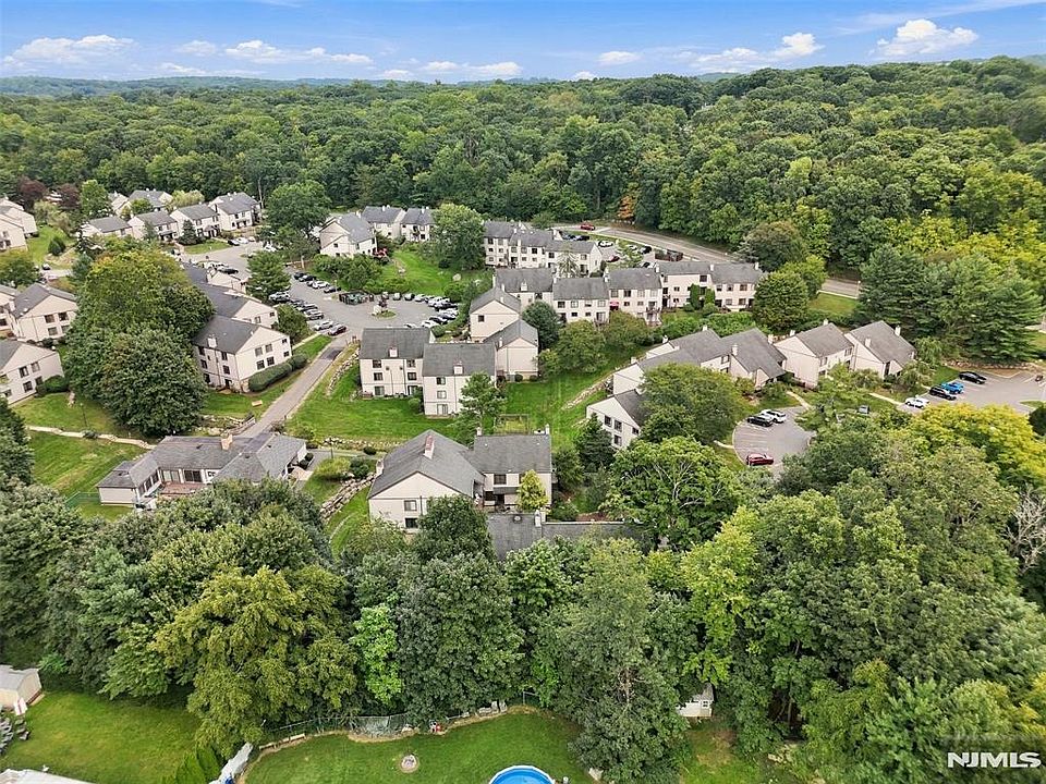 1st image of 113 Alpine Court #13