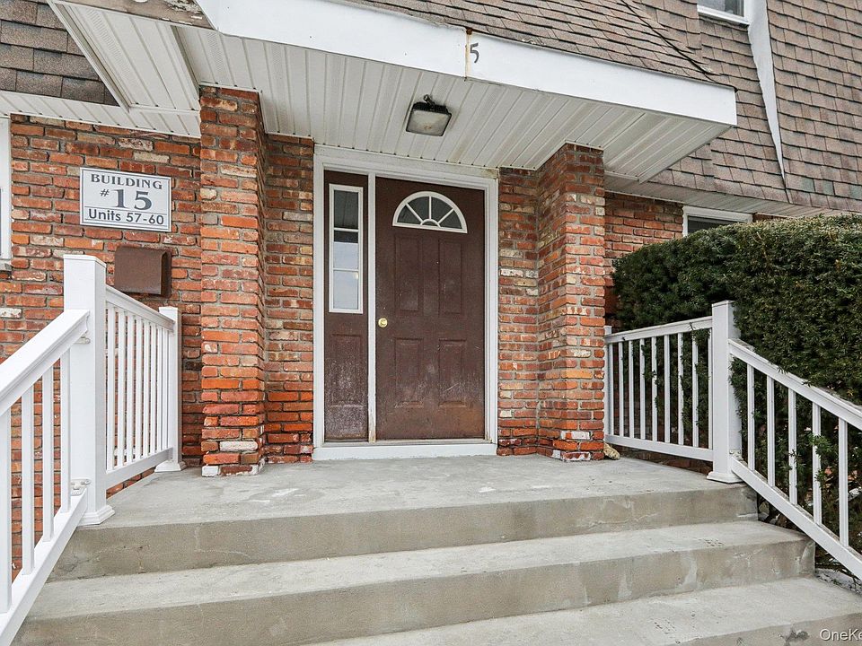1st image of 15 Crescent Drive #57