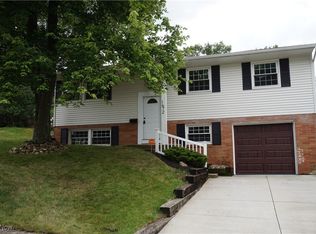 1672 Bronson Rd, Tallmadge, OH 44278