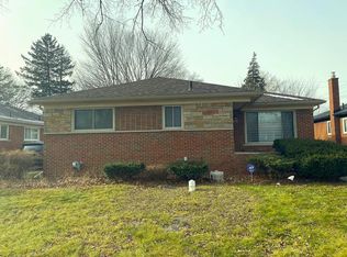 22181 Avon Ave, Oak Park, MI 48237