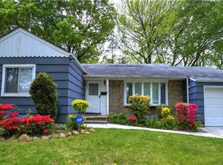 6436 214th St, Bayside, NY 11364