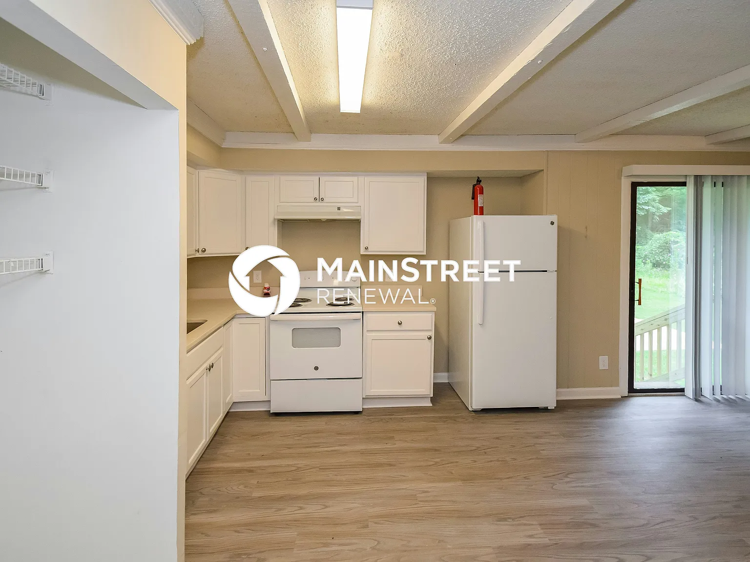 5084 Oak Leaf Circle — Photo 4