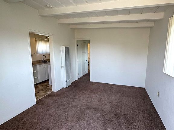 4th image of 367 Wall St APT 8