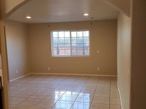 5th image of 2777 K St