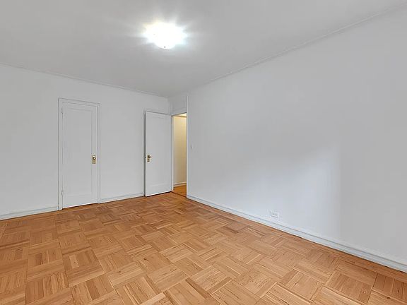 4th image of 9850 67th Ave APT 6A