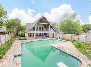 1421 W Fairview Dr, Baton Rouge, LA 70816