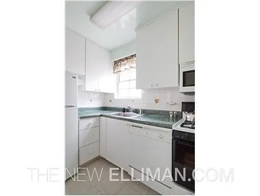 Sold by Douglas Elliman | media 17