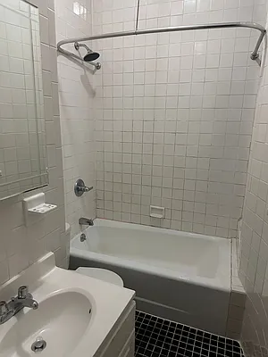 Rented by 220 West 98 Realty LLC | media 4