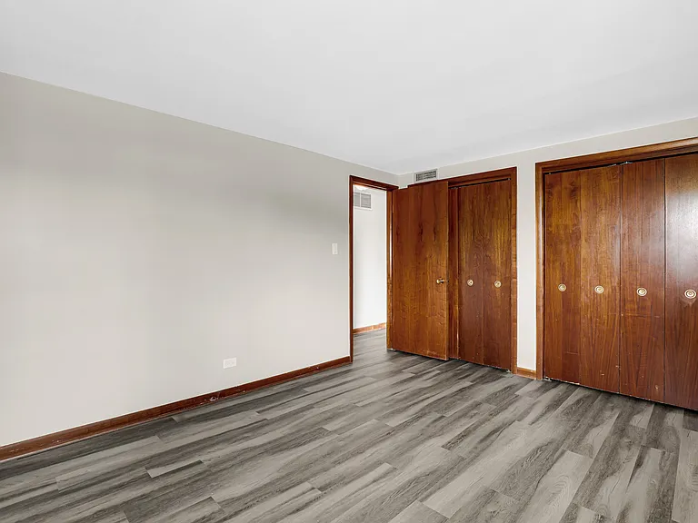 7101 W Foster Pl #B — Photo 9