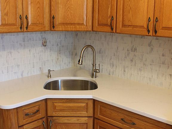 5th image of 183 Bay 10th St #2