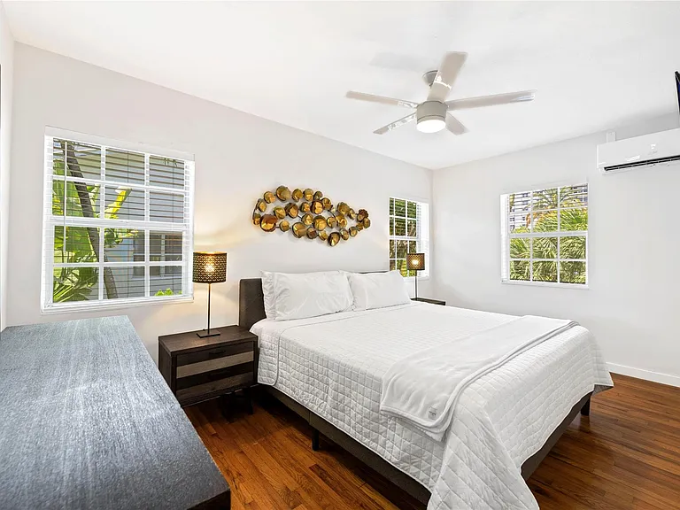 3015 Seville St #7 — Photo 17