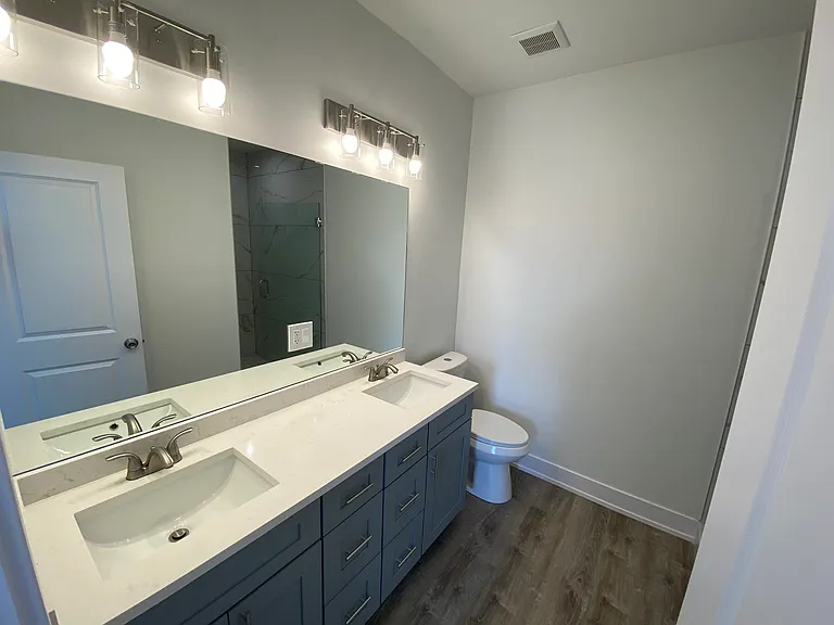 4418 N Austin Ave #102 — Photo 16