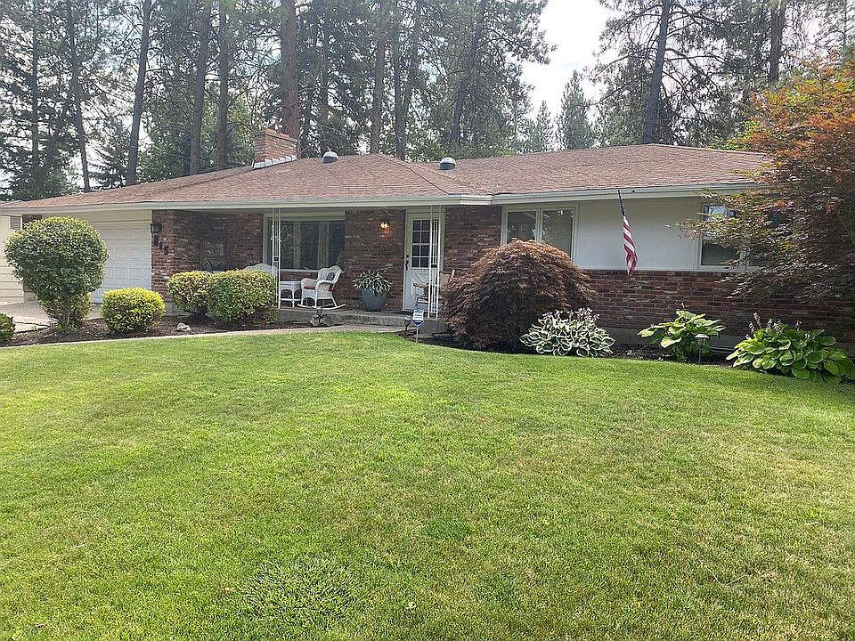 1st image of 815 W Rolland Ave