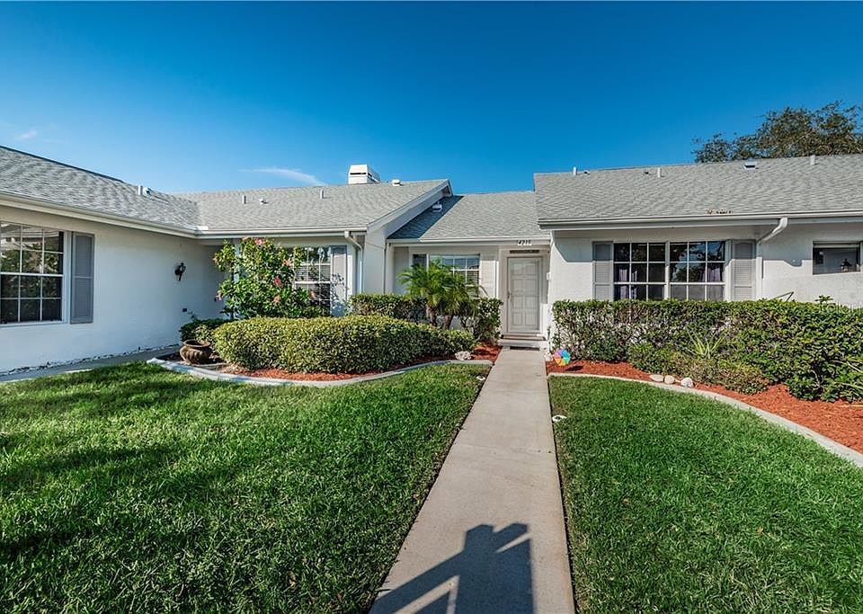 1st image of 4215 Castlewood Dr