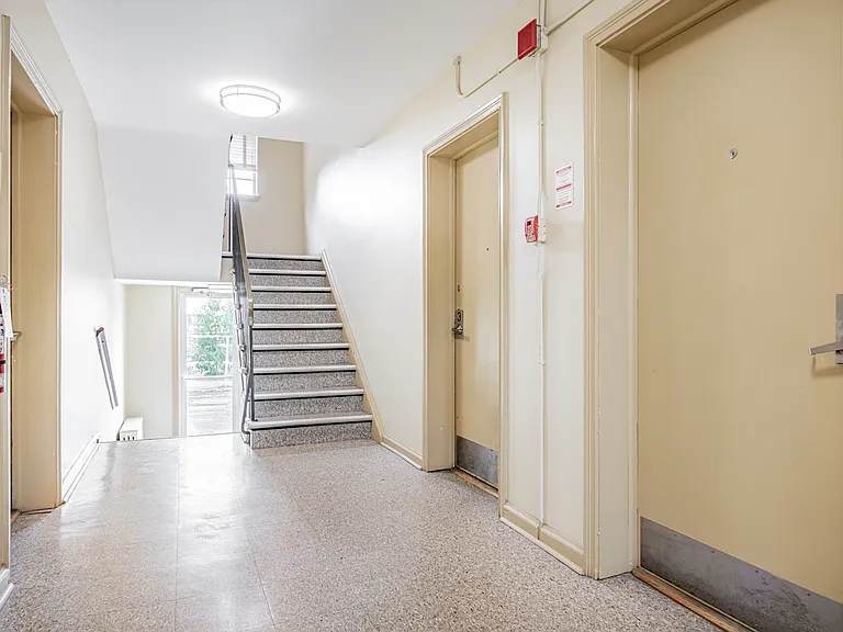 26 Saranac Blvd #32-1 — Photo 3