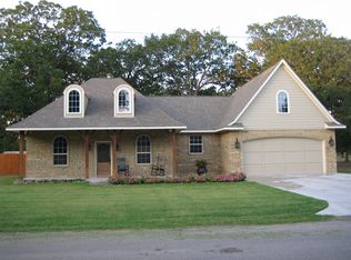 518 Avenue L, Somerville, TX 77879