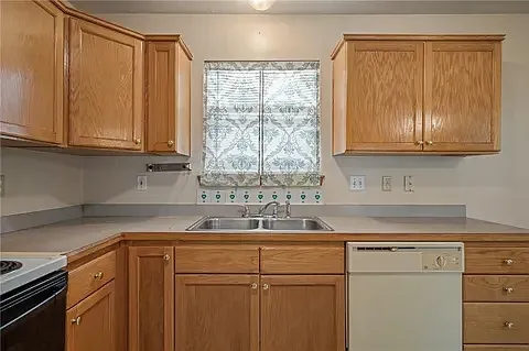 2305 Brett Dr — Photo 14