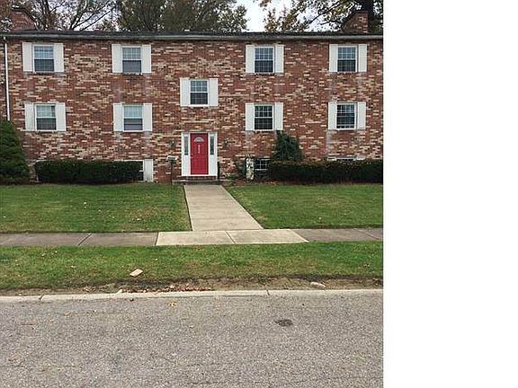 2nd image of 1500 Stewart Cir NW APT 3