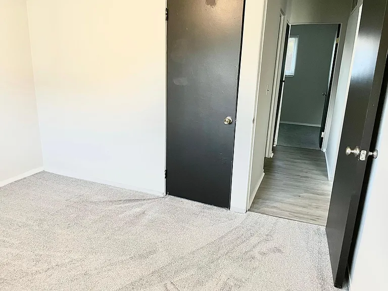 36155 Theresa St #36155 — Photo 16