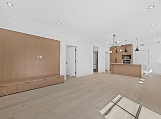 6851 Cypress St, Vancouver, BC V6P5M1