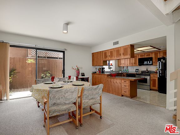 2nd image of 934 21st St APT 4