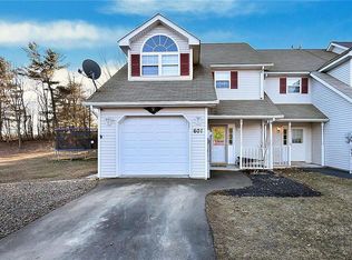601 Country Acres Ct, Effort, PA 18330