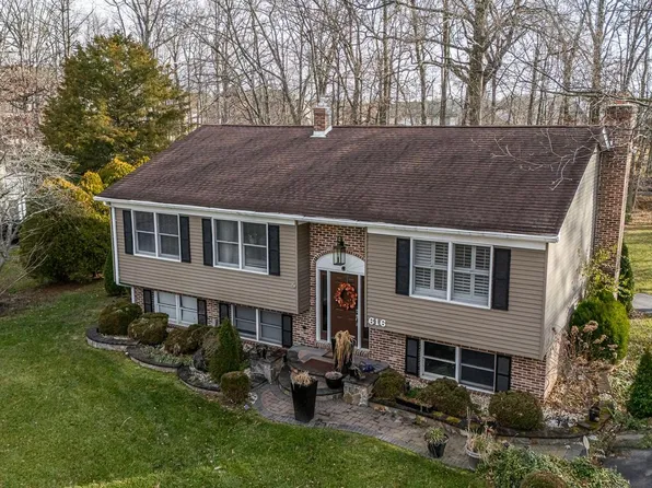 616 Clifton Dr, Bear, DE 19701