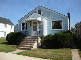 2463 New York Ave, Whiting, IN 46394