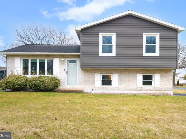 169 Kuhns Ln, State College, PA 16801