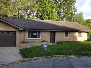 300 Charlene Ct, Alton, IL 62002