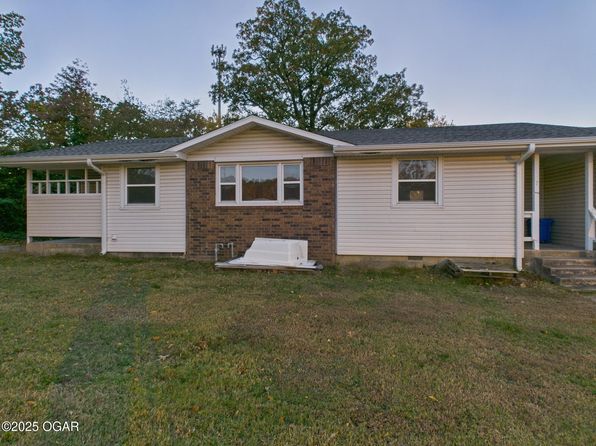 3802 Wisconsin Ave #7