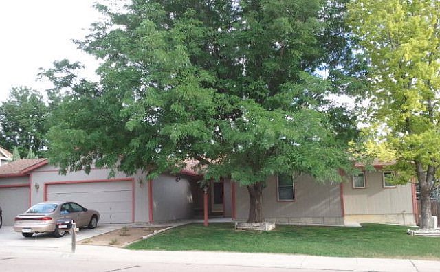 2nd image of 42 Ironweed Dr