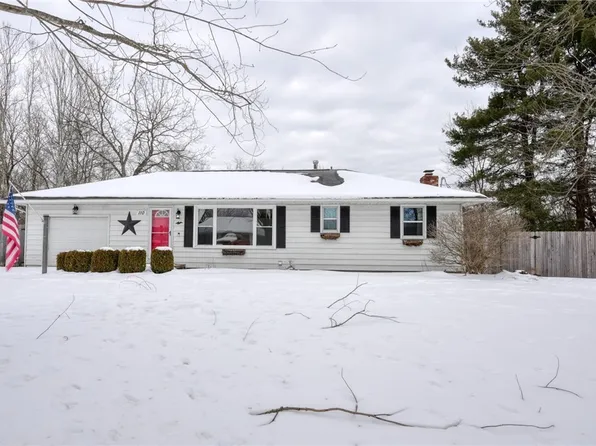 110 Cherry Ln, New Concord, OH 43762