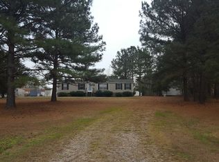 84 Avery Ln, Henderson, NC 27537