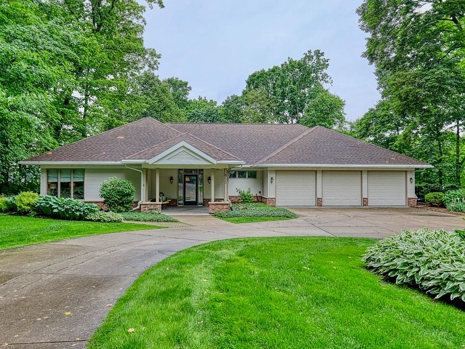 1st image of 811 Farwell Dr