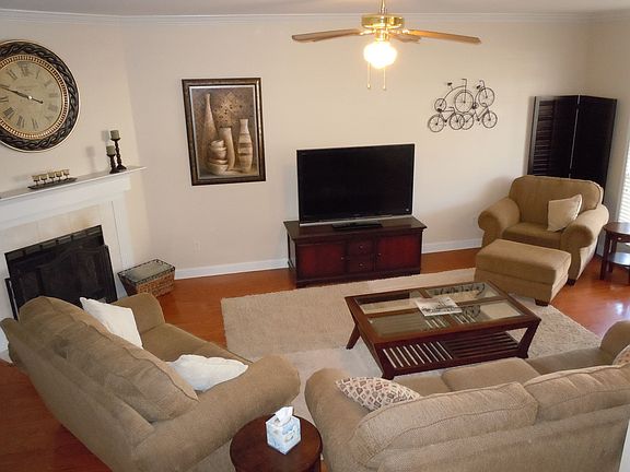 Large living room with wonderful natural light