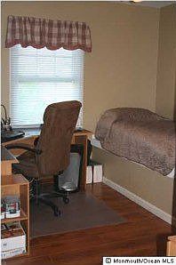 Den/4th bdrm