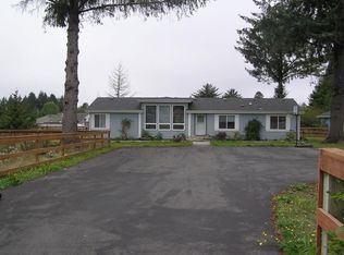 125 Victory Ln, Crescent City, CA 95531
