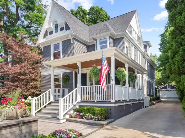 530 W Main St, Northville, MI 48167
