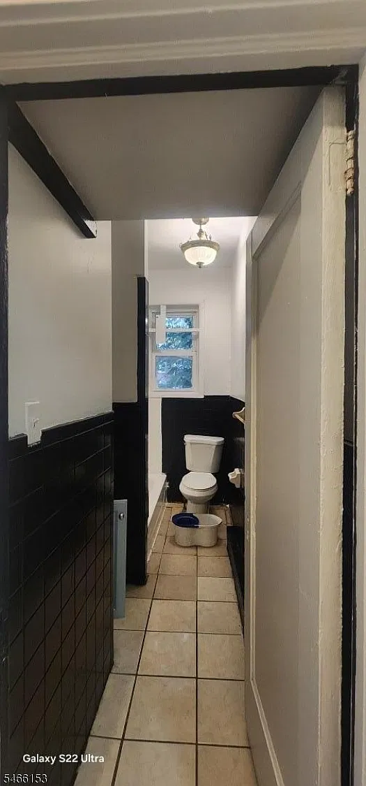 3 bed, 1.0 bath, $2,000 — Photo 4