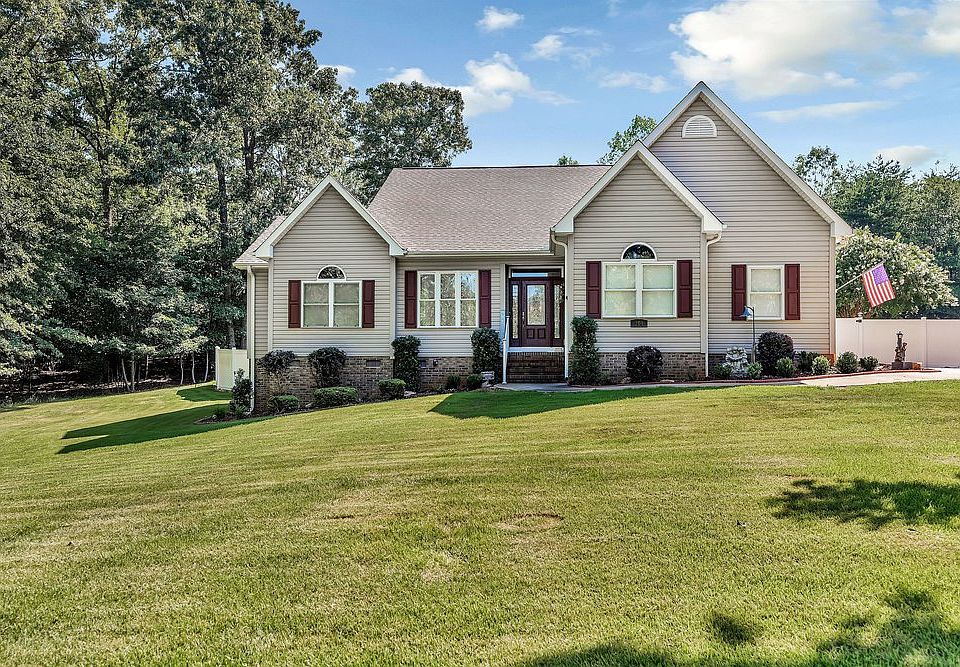 1st image of 204 Waites Ln