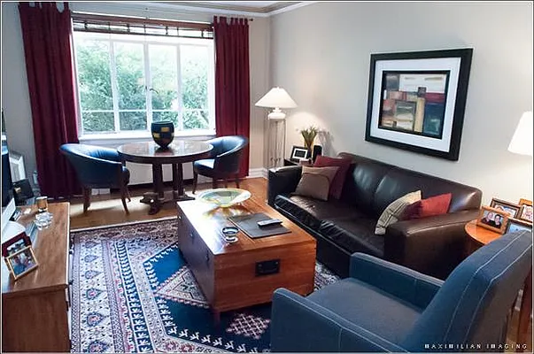 Sold by Bank Neary | media 20