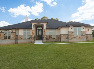 112 W Eden Valley, Adkins, TX 78101