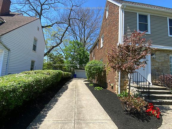 4th image of 2400 Ashurst Rd #1