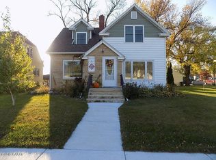 112 2nd Ave NE, Elbow Lake, MN 56531