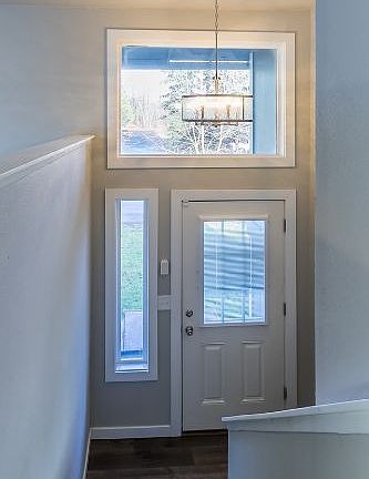 5th image of 1114 187th St E