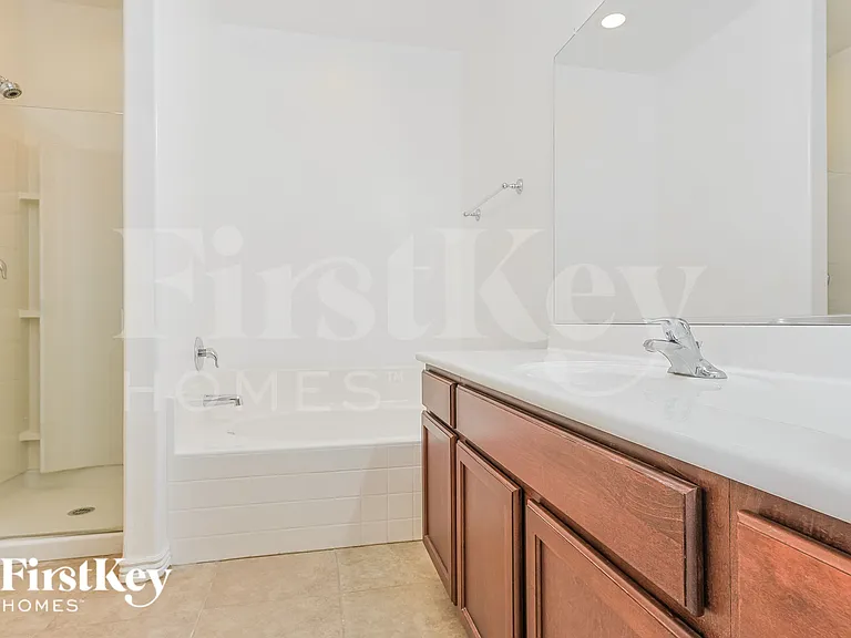 20392 N Mac Neil St — Photo 13