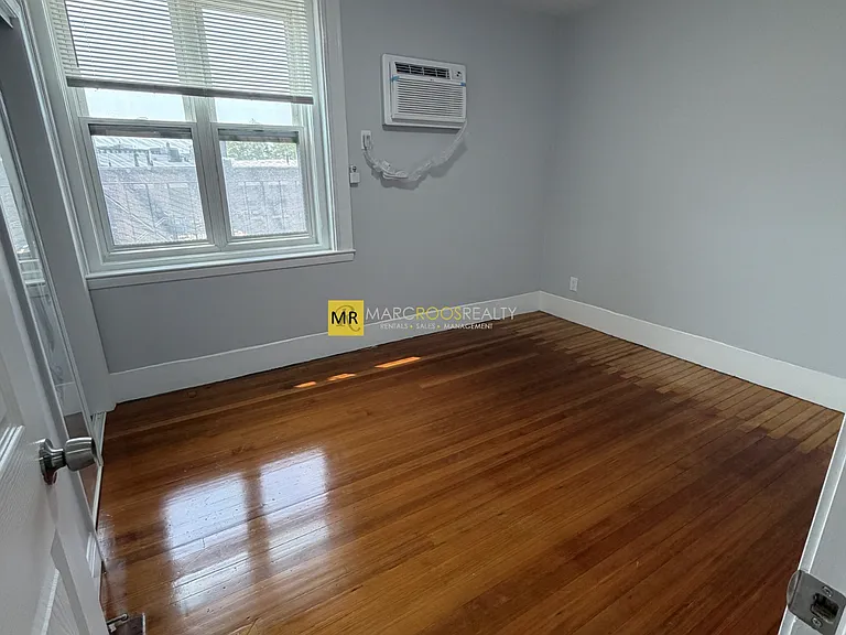 474 Commonwealth Ave — Photo 7